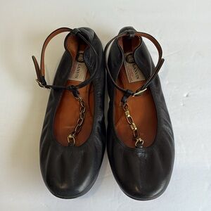 Lanvin Black Leather Goldtone Chain Accents Ankle Strap Ballet Flats
